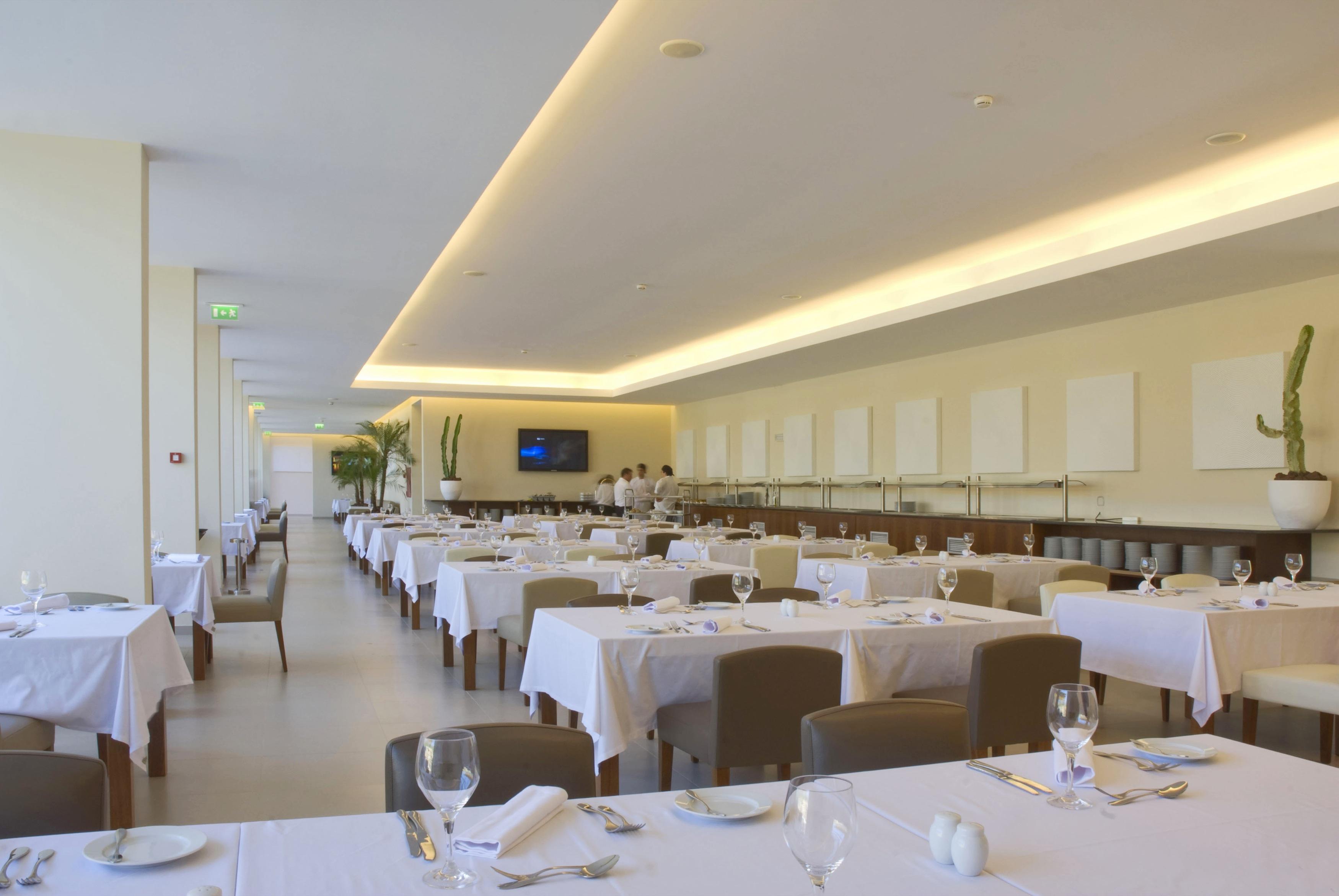 The Westin Salgados Beach Resort, Algarve Албуфейра Экстерьер фото Restaurant